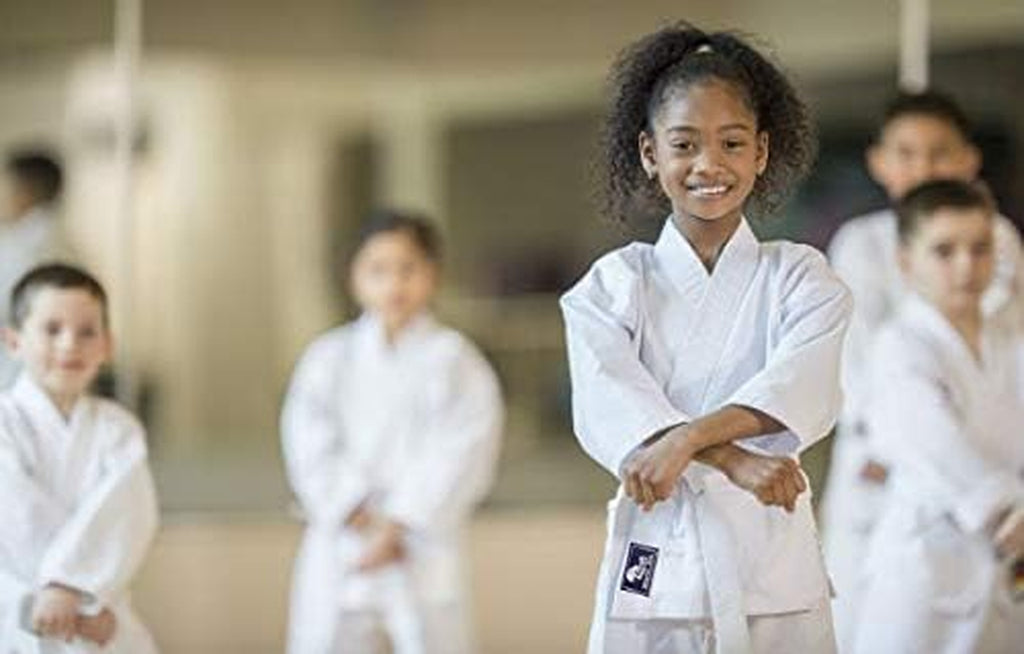 Karate Uniform for Kids & Adults Lightweight Student Karate Gi Martial Arts Uniform with Belt