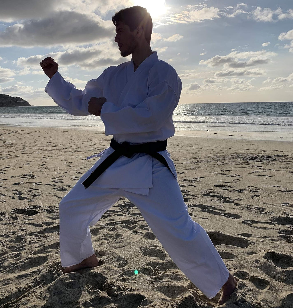 Karate Uniform for Kids & Adults Lightweight Student Karate Gi Martial Arts Uniform with Belt