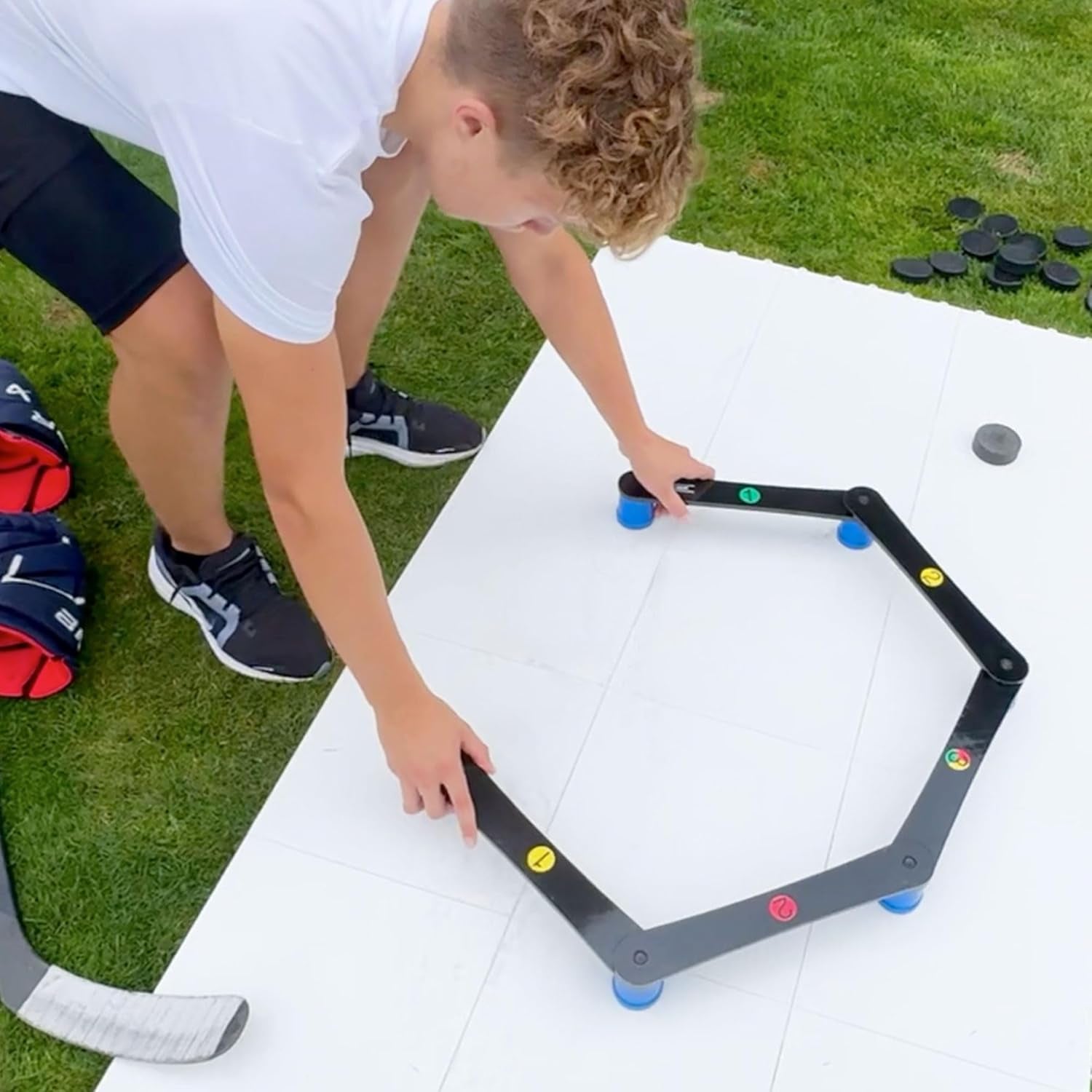 Lightweight Stickhandling Training Aid, Equipment for Puck Control, Reaction Time and Coordination
